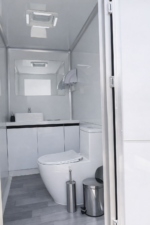 arriendo baño, estacion de mujeres