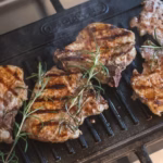 Arriendo Plancha Fierro Fundido Reversible 46 x 23 cm - Imagen 2